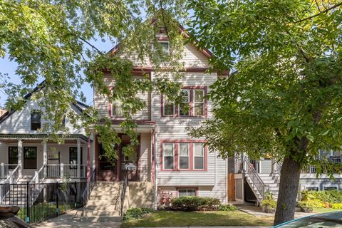 1824 W Farragut Avenue Chicago IL 60640