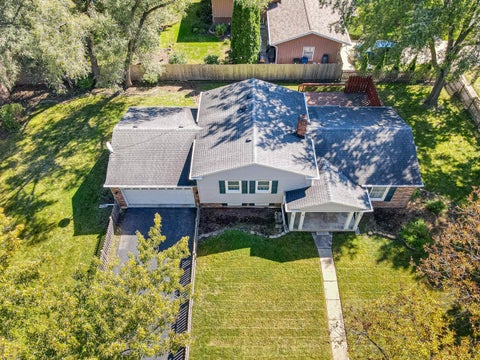 Tiny photo for 4 Tamarack Avenue, Naperville, IL 60540 (MLS # 12795587)