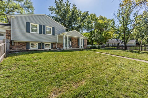 Photo of 4 Tamarack Avenue, Naperville, IL 60540 (MLS # 12795587)