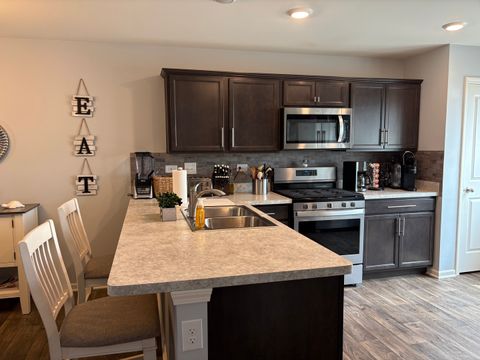 Tiny photo for 582 Spring Leaf Drive, Joliet, IL 60431 (MLS # 12602967)