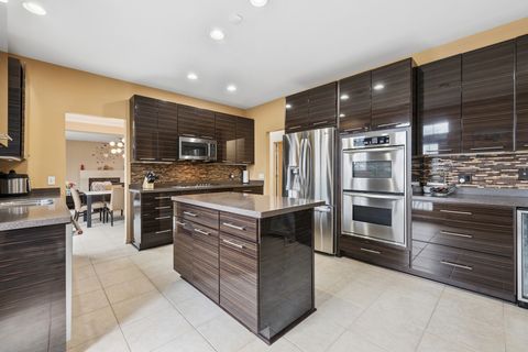 Tiny photo for 54 Beaconsfield Court, Lincolnshire, IL 60069 (MLS # 12588796)