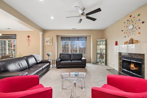 Tiny photo for 54 Beaconsfield Court, Lincolnshire, IL 60069 (MLS # 12588796)