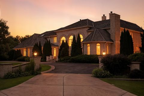 Tiny photo for 1100 Macalpin Drive, Inverness, IL 60010 (MLS # 12443038)