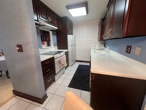 Tiny photo for 500 Thames Parkway #1F, Park Ridge, IL 60068 (MLS # 12487764)