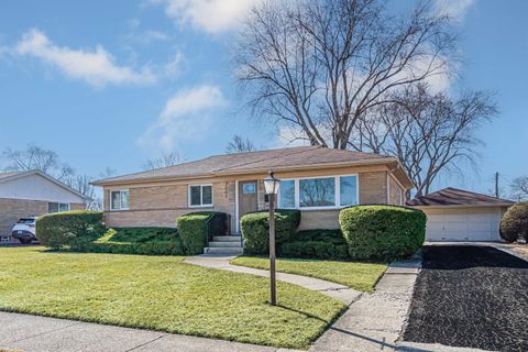 2002 Bonita Avenue Mount Prospect IL 60056