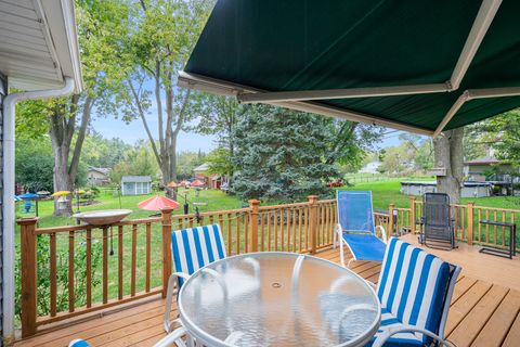 Tiny photo for 1111 Hart Road, Batavia, IL 60510 (MLS # 12163239)