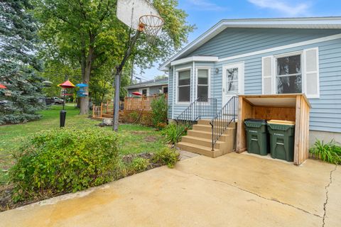Tiny photo for 1111 Hart Road, Batavia, IL 60510 (MLS # 12163239)