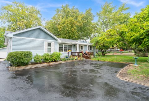 Tiny photo for 1111 Hart Road, Batavia, IL 60510 (MLS # 12163239)