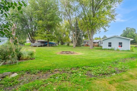 Tiny photo for 1111 Hart Road, Batavia, IL 60510 (MLS # 12163239)
