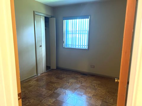 Tiny photo for 1060 Warwick Lane, Elk Grove Village, IL 60007 (MLS # 12430935)