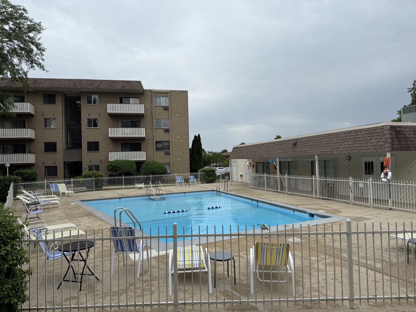290 N Westgate Road 401