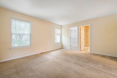 Tiny photo for 510 Nebraska Circle, Carol Stream, IL 60188 (MLS # 12696292)