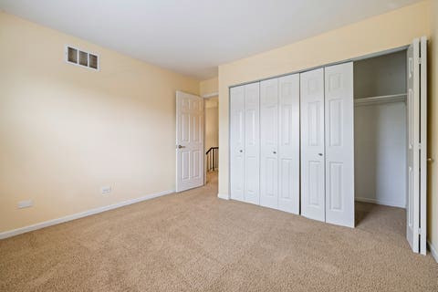 Tiny photo for 510 Nebraska Circle, Carol Stream, IL 60188 (MLS # 12696292)