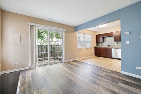 Tiny photo for 510 Nebraska Circle, Carol Stream, IL 60188 (MLS # 12696292)