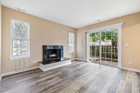 Tiny photo for 510 Nebraska Circle, Carol Stream, IL 60188 (MLS # 12696292)