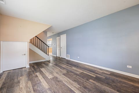 Tiny photo for 510 Nebraska Circle, Carol Stream, IL 60188 (MLS # 12696292)