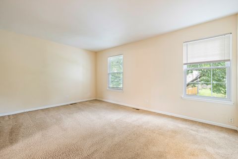 Tiny photo for 510 Nebraska Circle, Carol Stream, IL 60188 (MLS # 12696292)