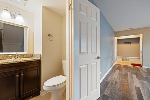 Tiny photo for 510 Nebraska Circle, Carol Stream, IL 60188 (MLS # 12696292)