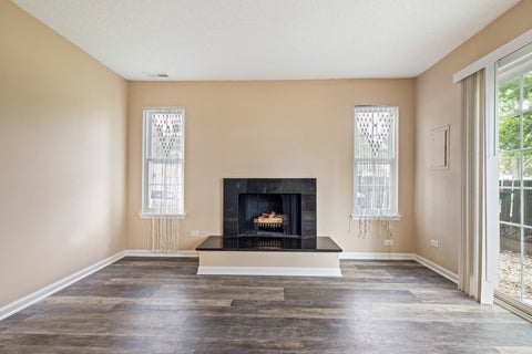 Tiny photo for 510 Nebraska Circle, Carol Stream, IL 60188 (MLS # 12696292)
