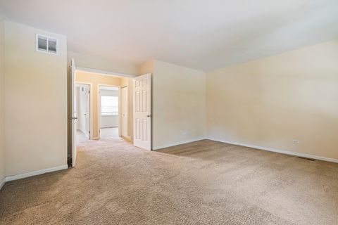 Tiny photo for 510 Nebraska Circle, Carol Stream, IL 60188 (MLS # 12696292)
