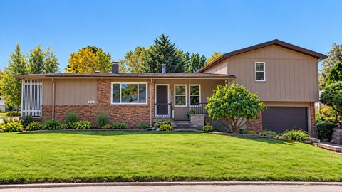 Photo of 602 W Bissell Street, Bloomington, IL 61701 (MLS # 12772810)