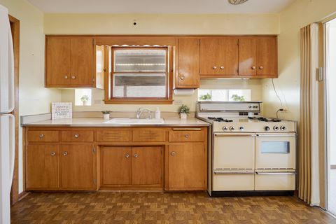 Tiny photo for 21220 Tower Avenue, Matteson, IL 60443 (MLS # 12607244)