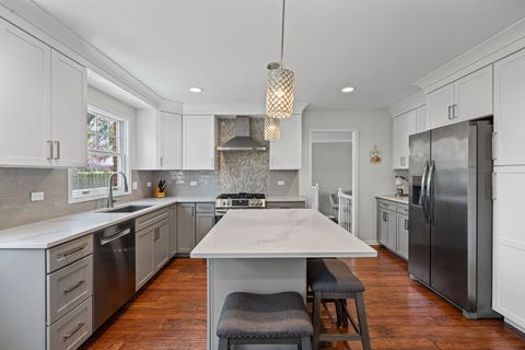 Tiny photo for 627 S Patton Avenue, Arlington Heights, IL 60005 (MLS # 12626394)