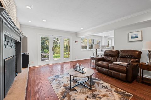 Tiny photo for 627 S Patton Avenue, Arlington Heights, IL 60005 (MLS # 12626394)