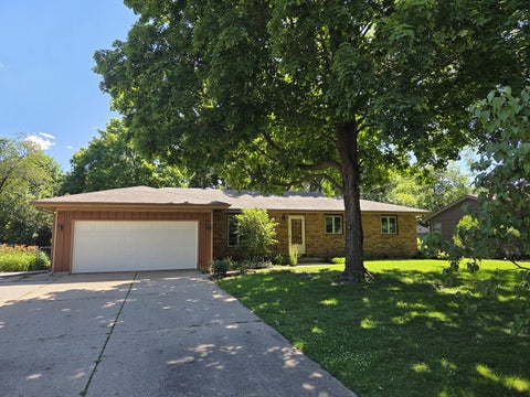 Tiny photo for 4463 ADELE Street, Roscoe, IL 61073 (MLS # 12684569)