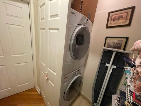 Tiny photo for 2915 W Granville Avenue #1E, Chicago, IL 60659 (MLS # 12770338)