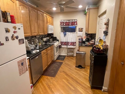 Tiny photo for 2915 W Granville Avenue #1E, Chicago, IL 60659 (MLS # 12770338)