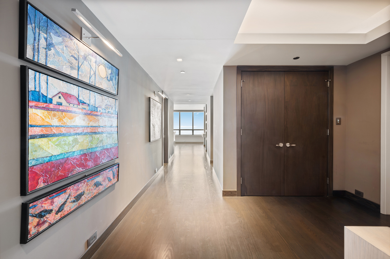 180 E PEARSON Street 6003