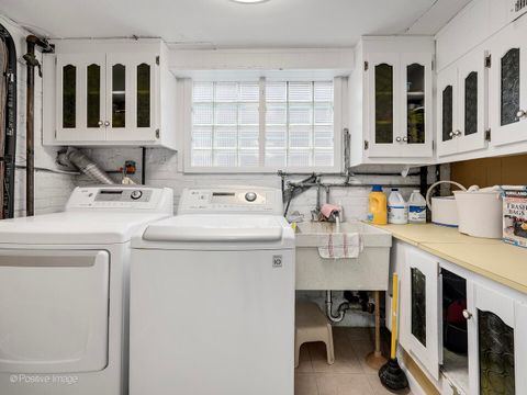 Tiny photo for 821 N Catherine Avenue, La Grange Park, IL 60526 (MLS # 12588604)