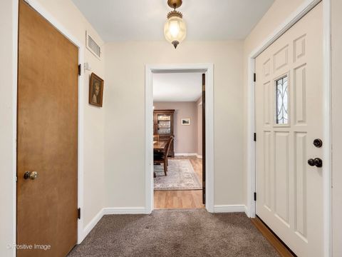 Tiny photo for 821 N Catherine Avenue, La Grange Park, IL 60526 (MLS # 12588604)