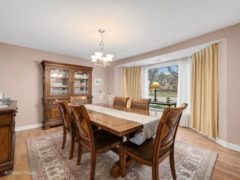 Tiny photo for 821 N Catherine Avenue, La Grange Park, IL 60526 (MLS # 12588604)