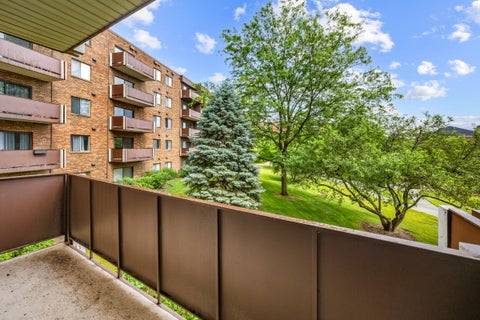 Tiny photo for 840 Wellington Avenue #218, Elk Grove Village, IL 60007 (MLS # 12752295)