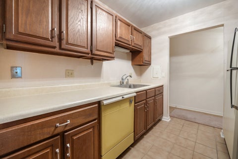 Tiny photo for 840 Wellington Avenue #218, Elk Grove Village, IL 60007 (MLS # 12752295)