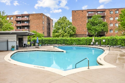 Tiny photo for 840 Wellington Avenue #218, Elk Grove Village, IL 60007 (MLS # 12752295)