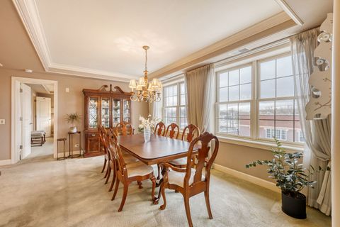 Tiny photo for 10 E Burlington Street #3B, Riverside, IL 60546 (MLS # 12607040)