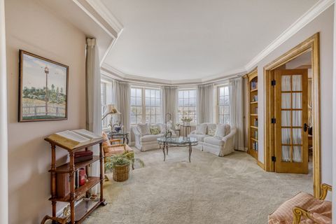 Tiny photo for 10 E Burlington Street #3B, Riverside, IL 60546 (MLS # 12607040)