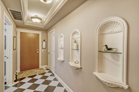 Tiny photo for 10 E Burlington Street #3B, Riverside, IL 60546 (MLS # 12607040)