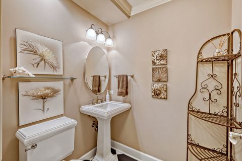 Tiny photo for 10 E Burlington Street #3B, Riverside, IL 60546 (MLS # 12607040)