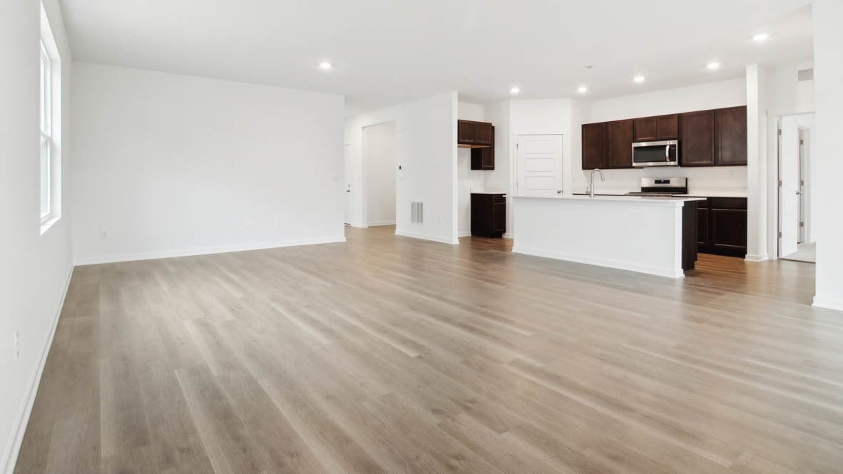 2286 redwood Trail
