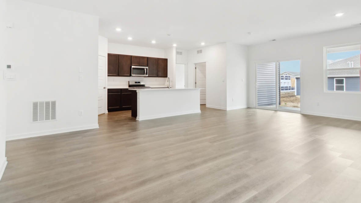 2286 redwood Trail