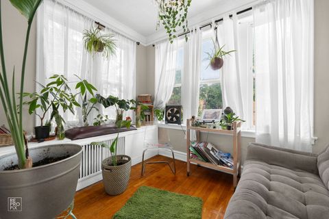 Tiny photo for 7000 S Paxton Avenue #1N, Chicago, IL 60649 (MLS # 12430491)