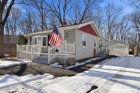 42224 N Lakeview Drive Antioch IL 60002