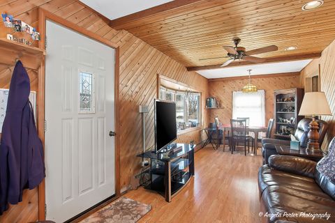 Tiny photo for 42224 N Lakeview Drive, Antioch, IL 60002 (MLS # 12567167)