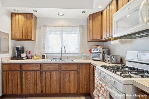 Tiny photo for 42224 N Lakeview Drive, Antioch, IL 60002 (MLS # 12567167)