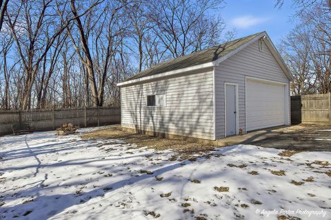 Tiny photo for 42224 N Lakeview Drive, Antioch, IL 60002 (MLS # 12567167)