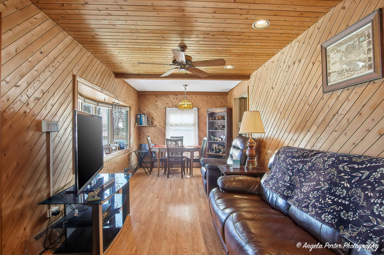 42224 N Lakeview Drive